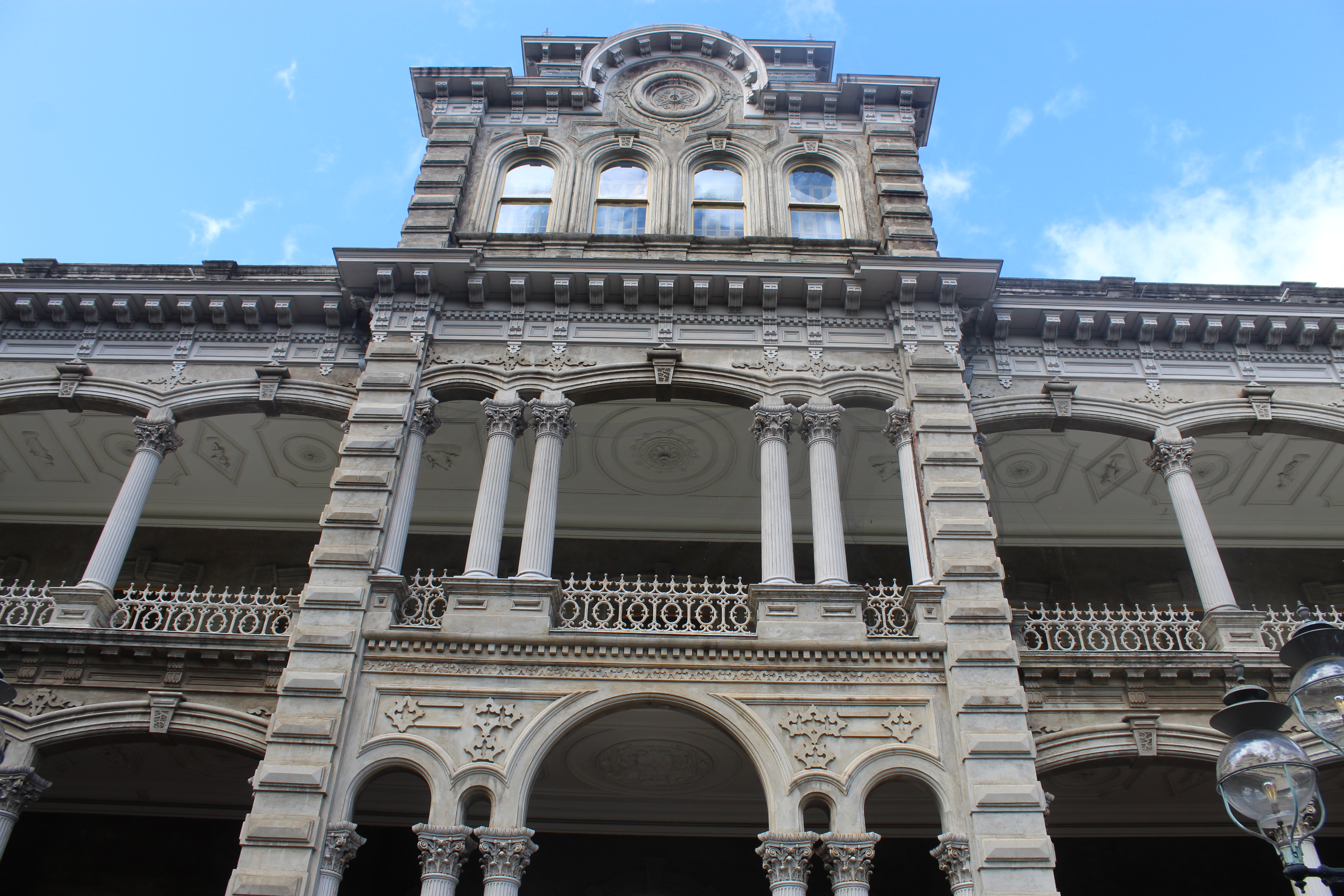 Iolani Palace